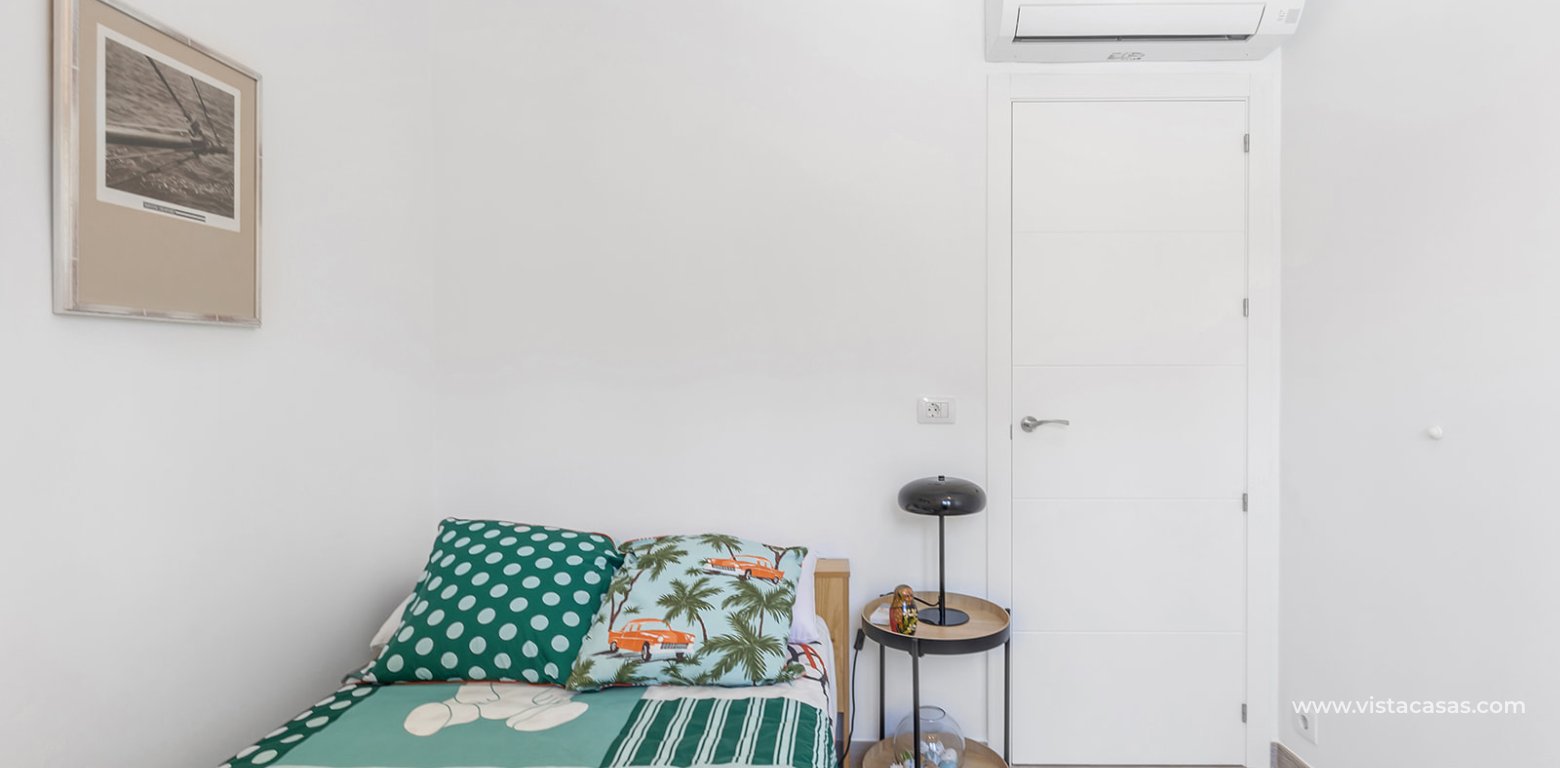 Resale - Villa - Punta Prima