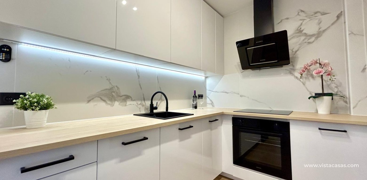 Resale - Townhouse - Punta Prima