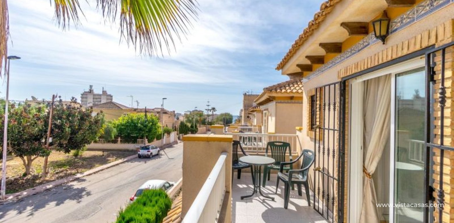 Resale - Villa - Torrevieja