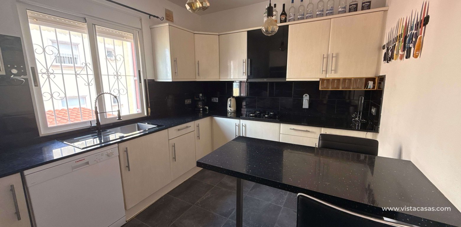 Resale - Apartment - Villamartin