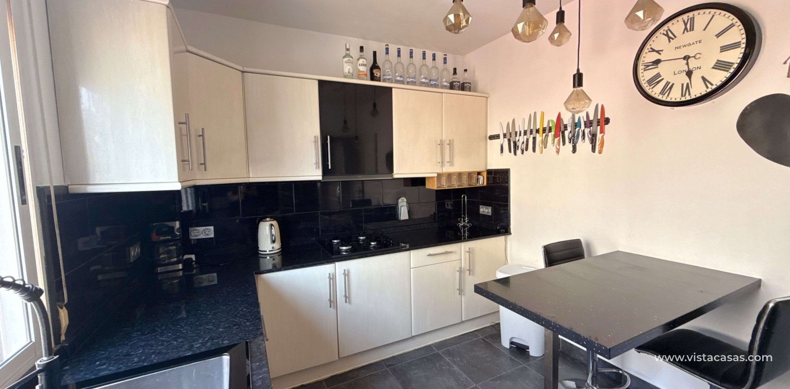 Resale - Apartment - Villamartin