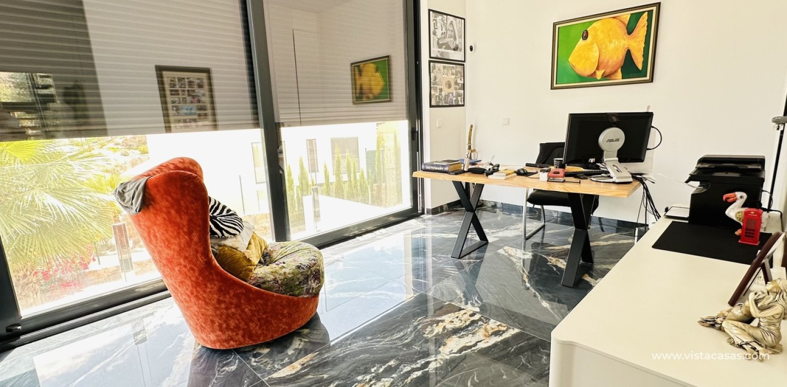 Sale - Villa - Las Colinas Golf