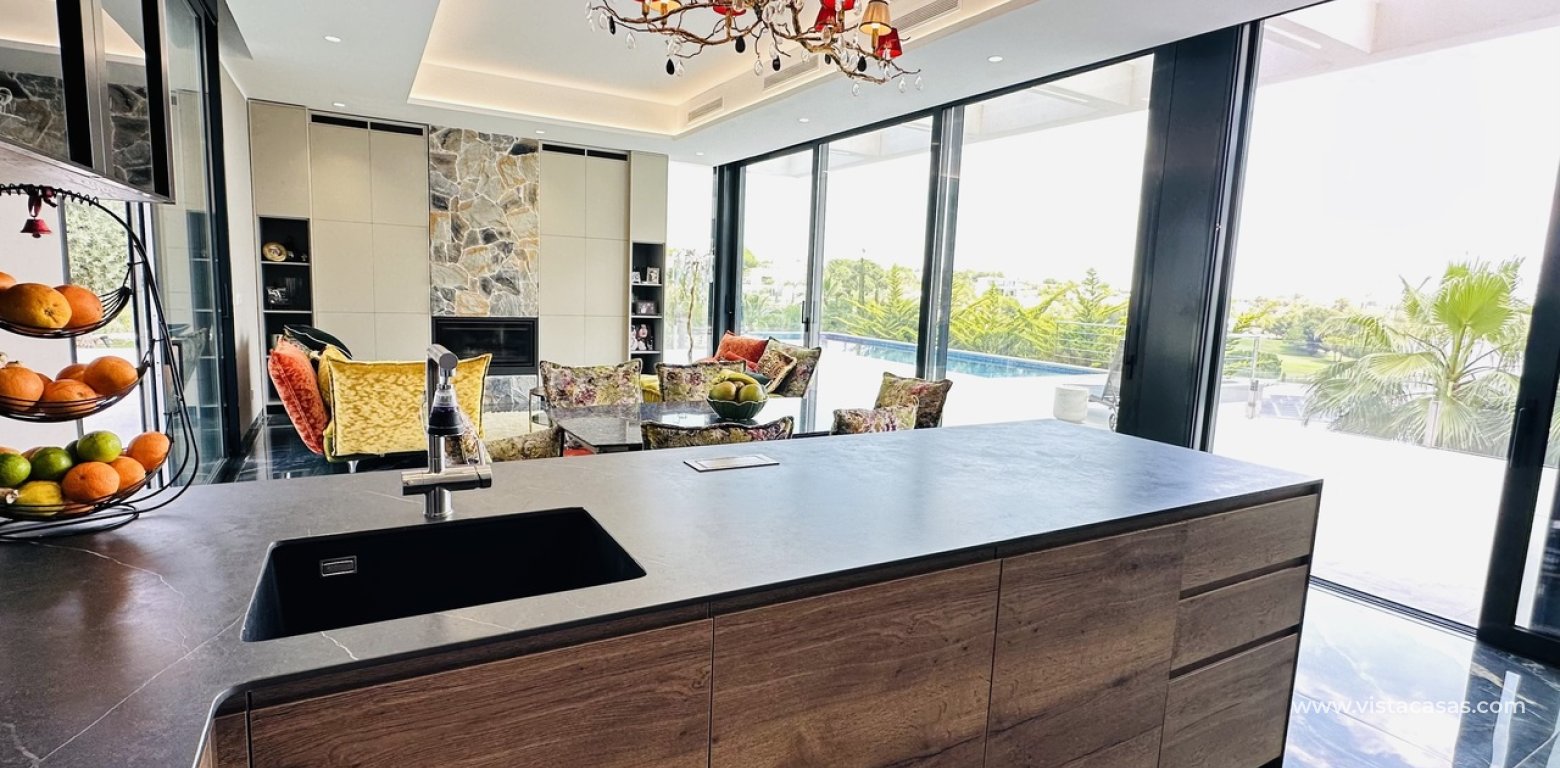 Sale - Villa - Las Colinas Golf