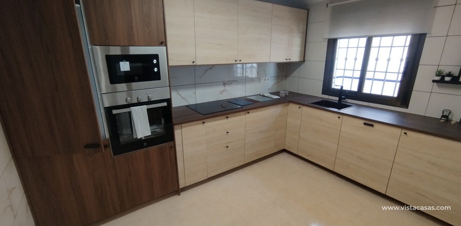 Resale - Townhouse - San Miguel de Salinas