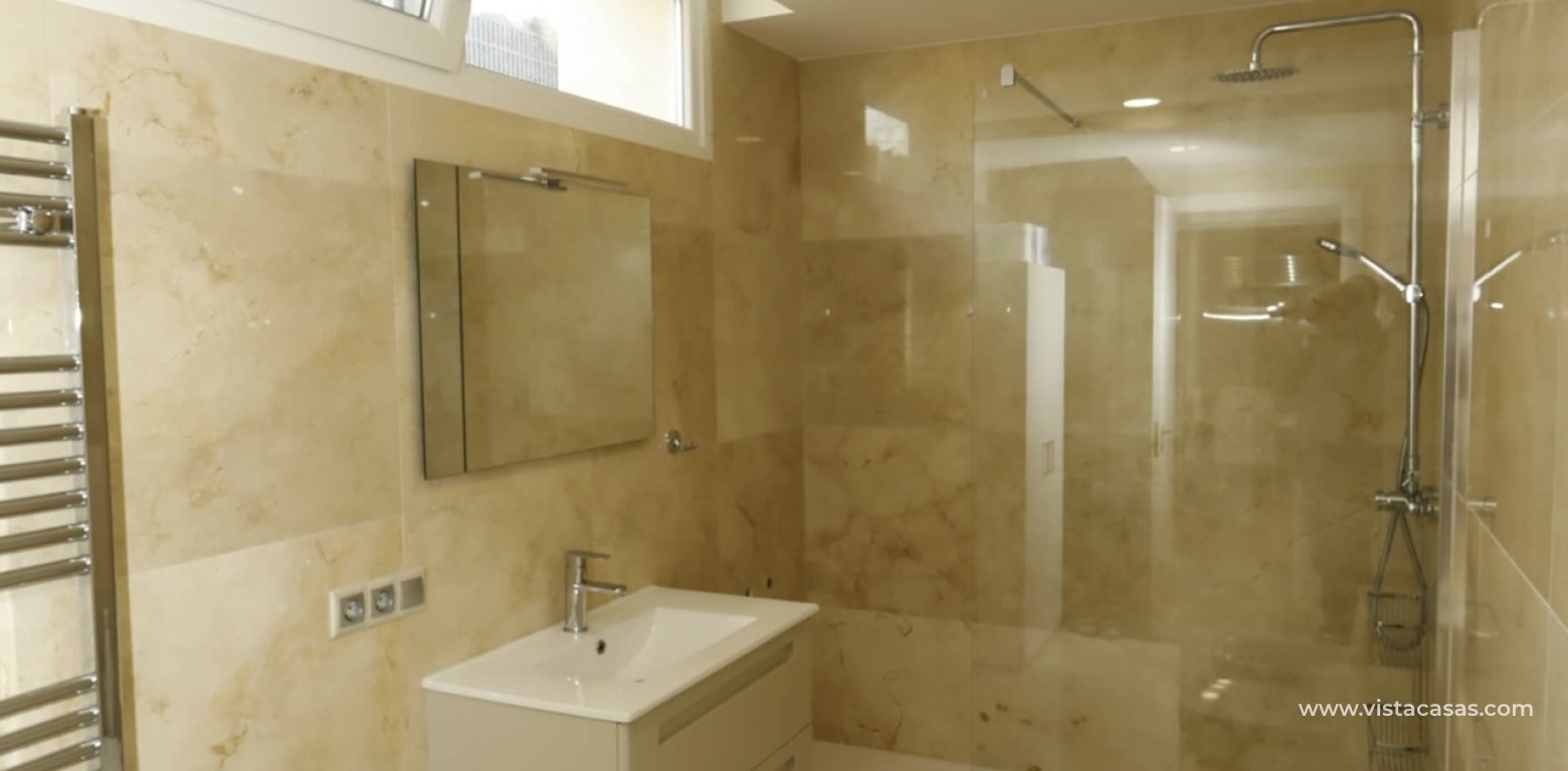 Sale - Villa - La Zenia