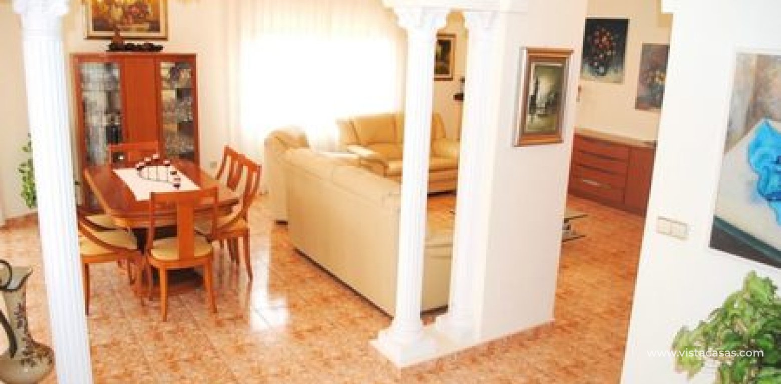 Venta - Chalet - La Zenia