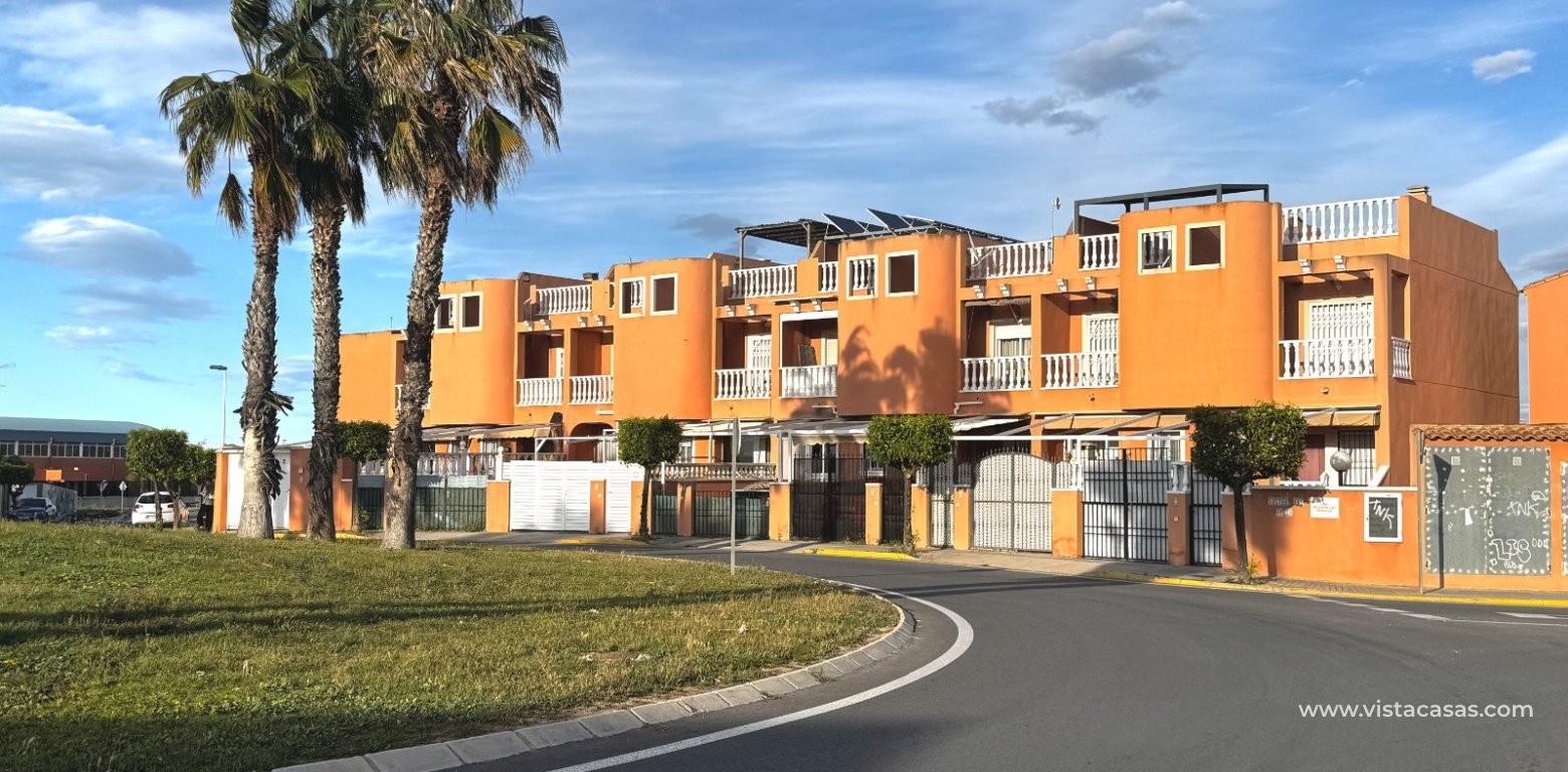 Sale - Townhouse - Torrevieja