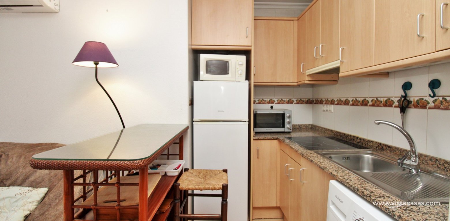 Apartment for sale in Torrevieja kitchen 3