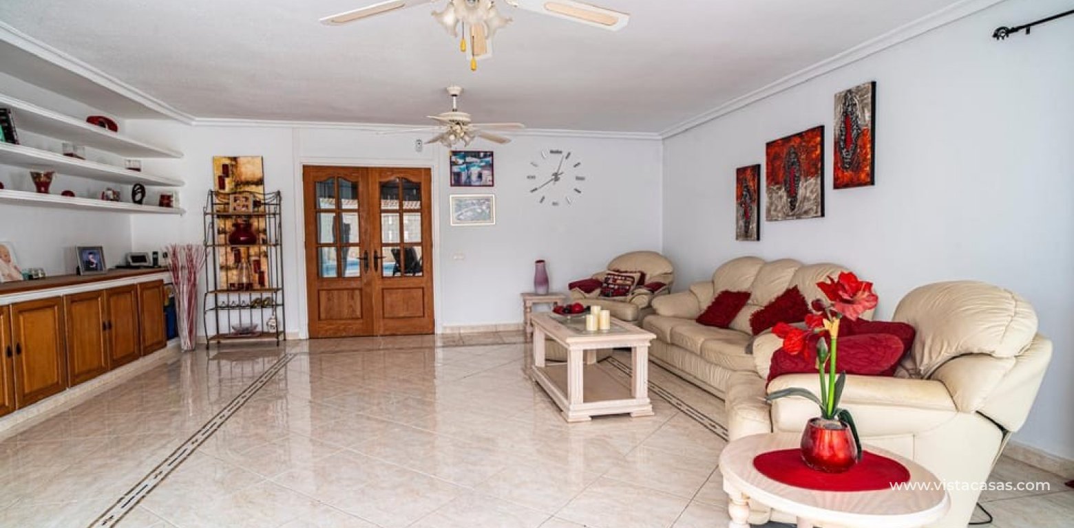 Resale - Villa - Villamartin