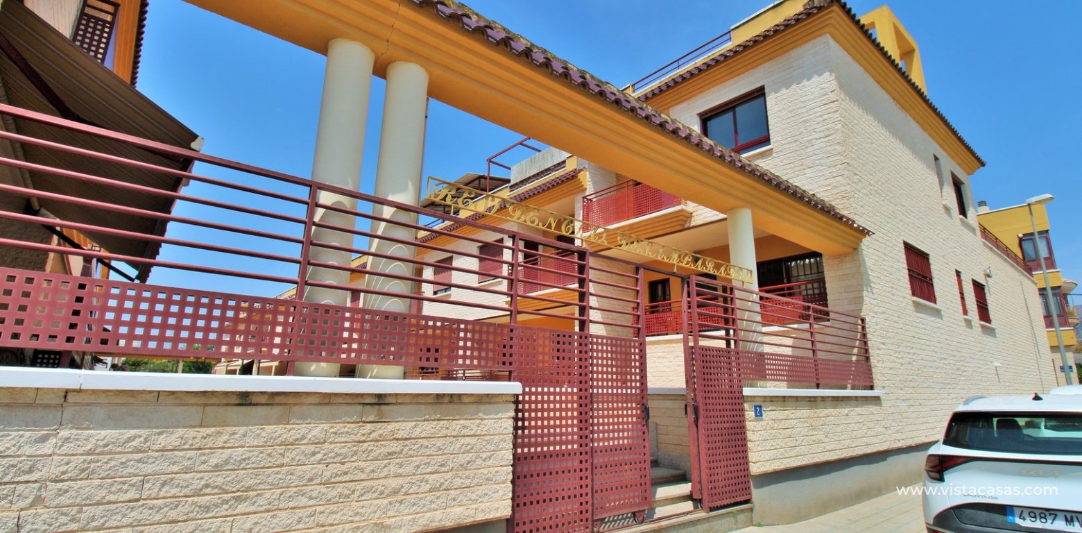 Resale - Townhouse - Los Desamparados