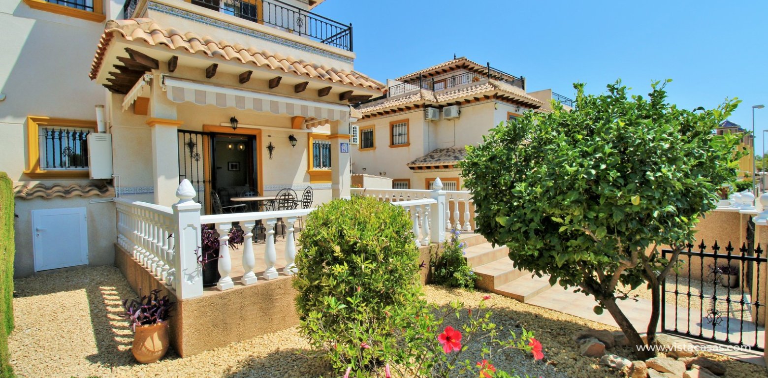 Townhouse for sale in Pinada Golf 1 Villamartin garden