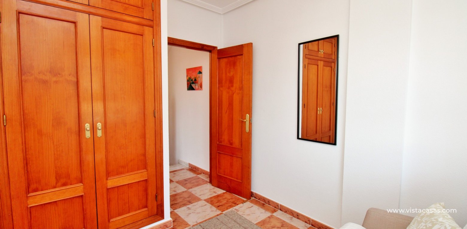 Townhouse for sale in Pinada Golf 1 Villamartin twin bedroom fitted wardrobes