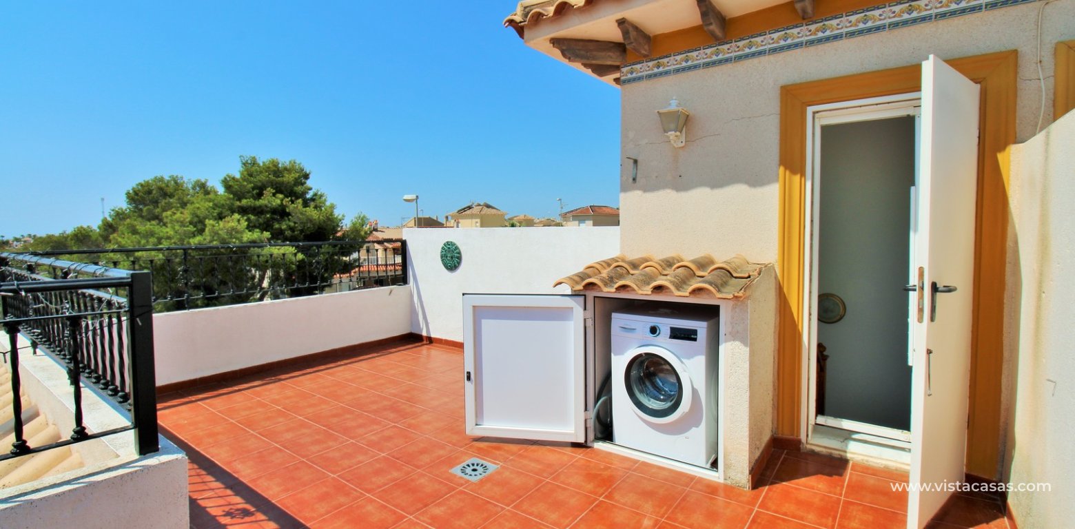 Townhouse for sale in Pinada Golf 1 Villamartin solarium utility area