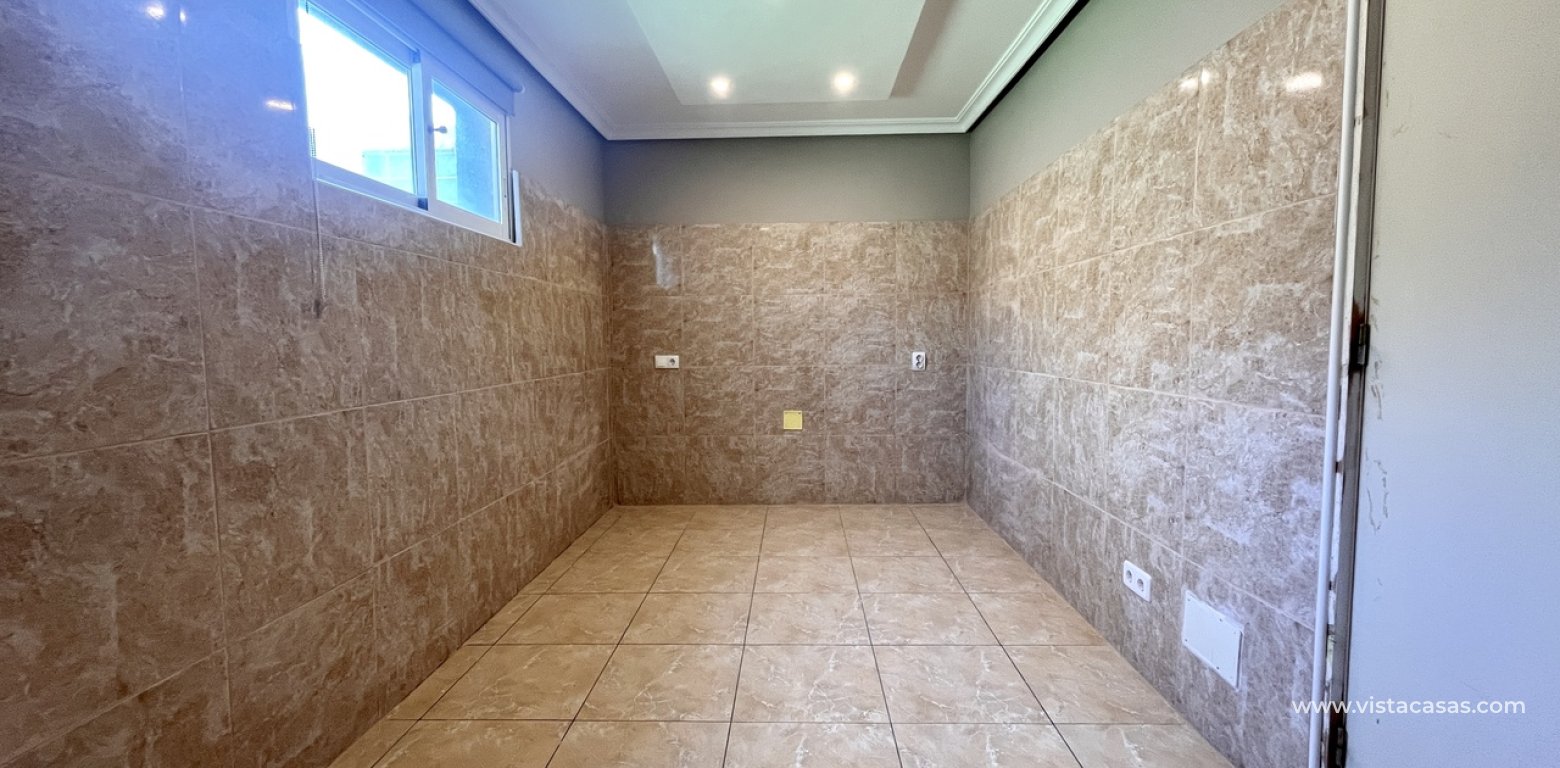 Resale - Villa - Villamartin