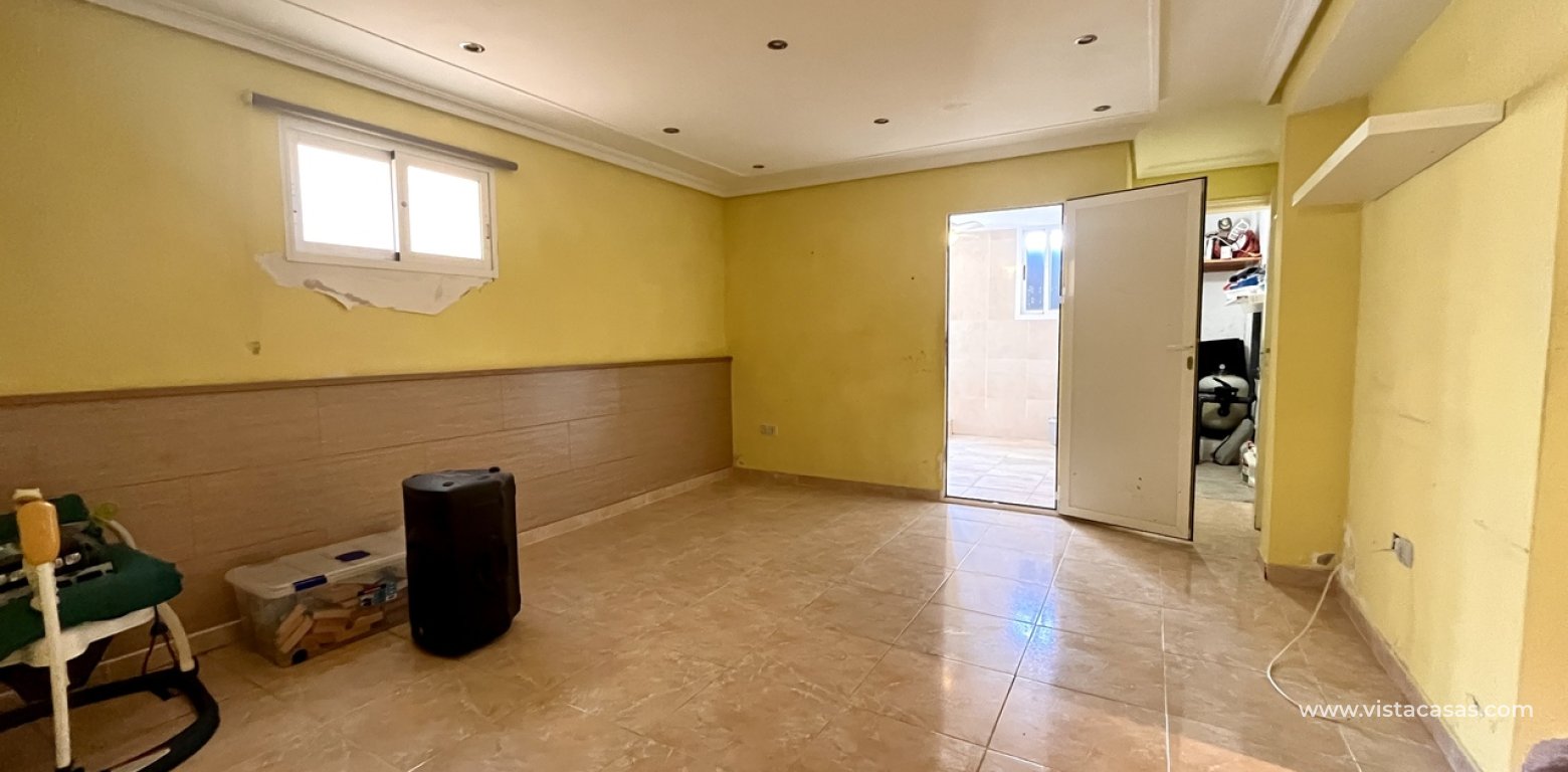 Resale - Villa - Villamartin