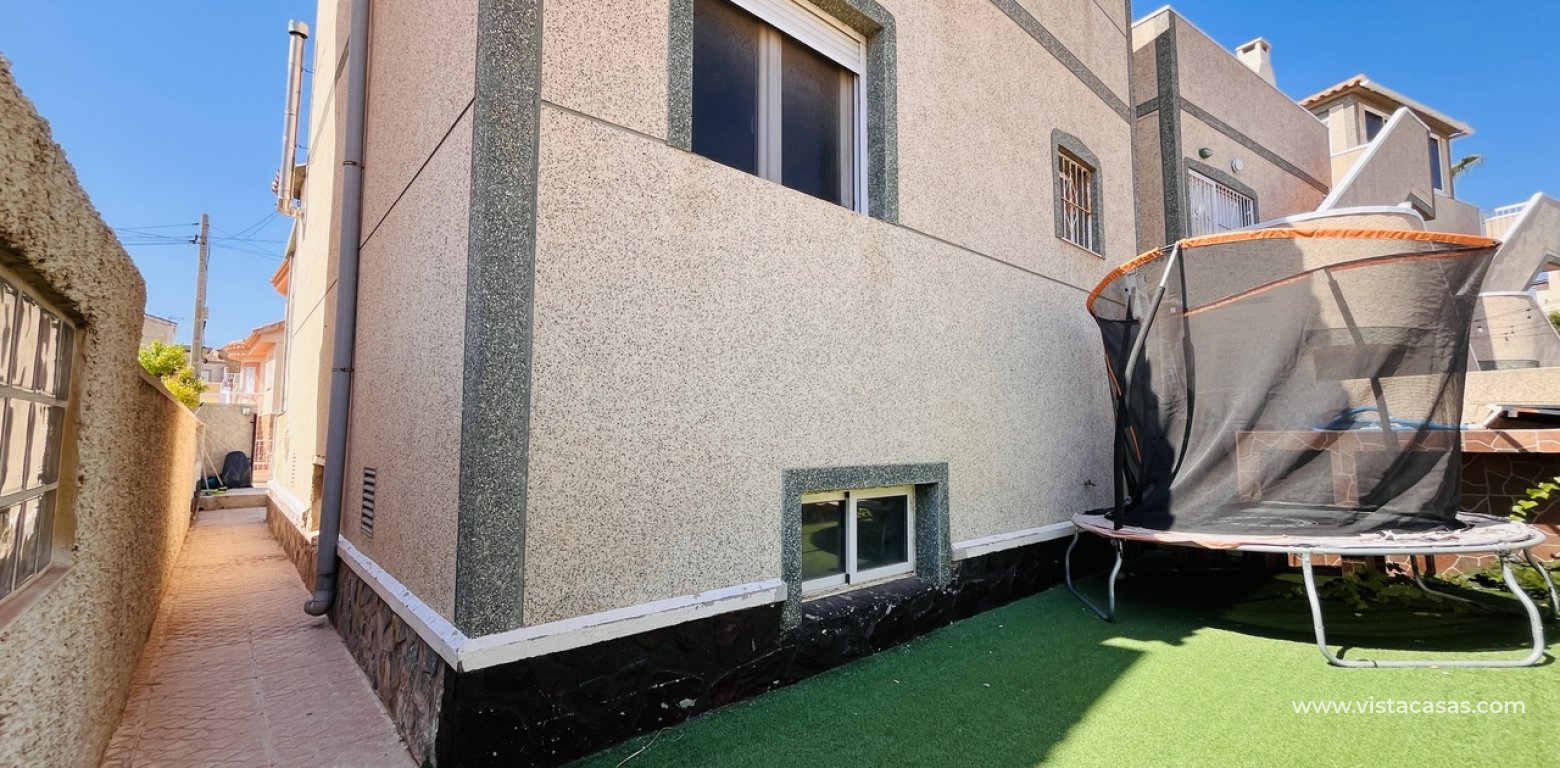 Resale - Villa - Villamartin