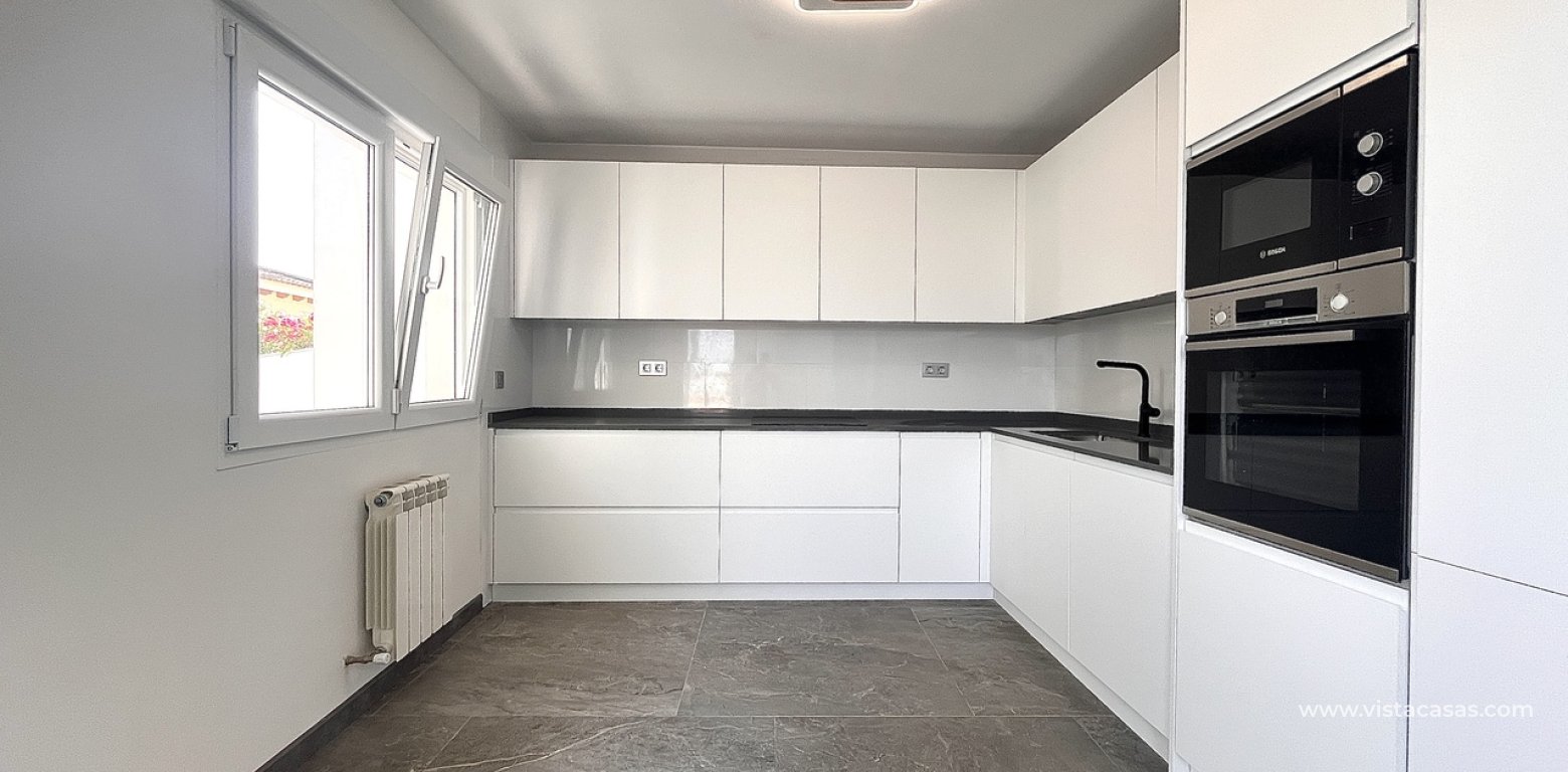 Resale - Villa - Los Balcones