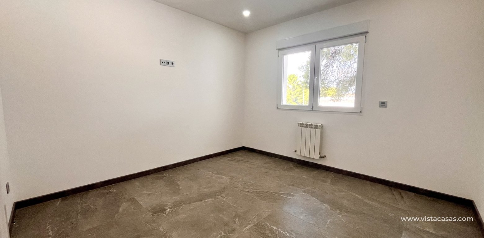 Resale - Villa - Los Balcones