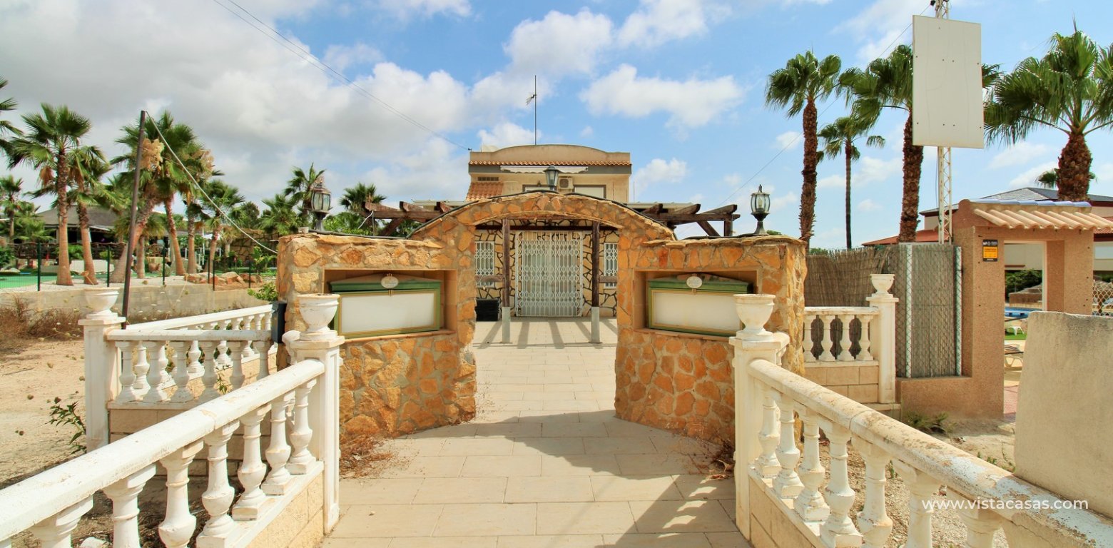 Sale - Commercieel - Villamartin