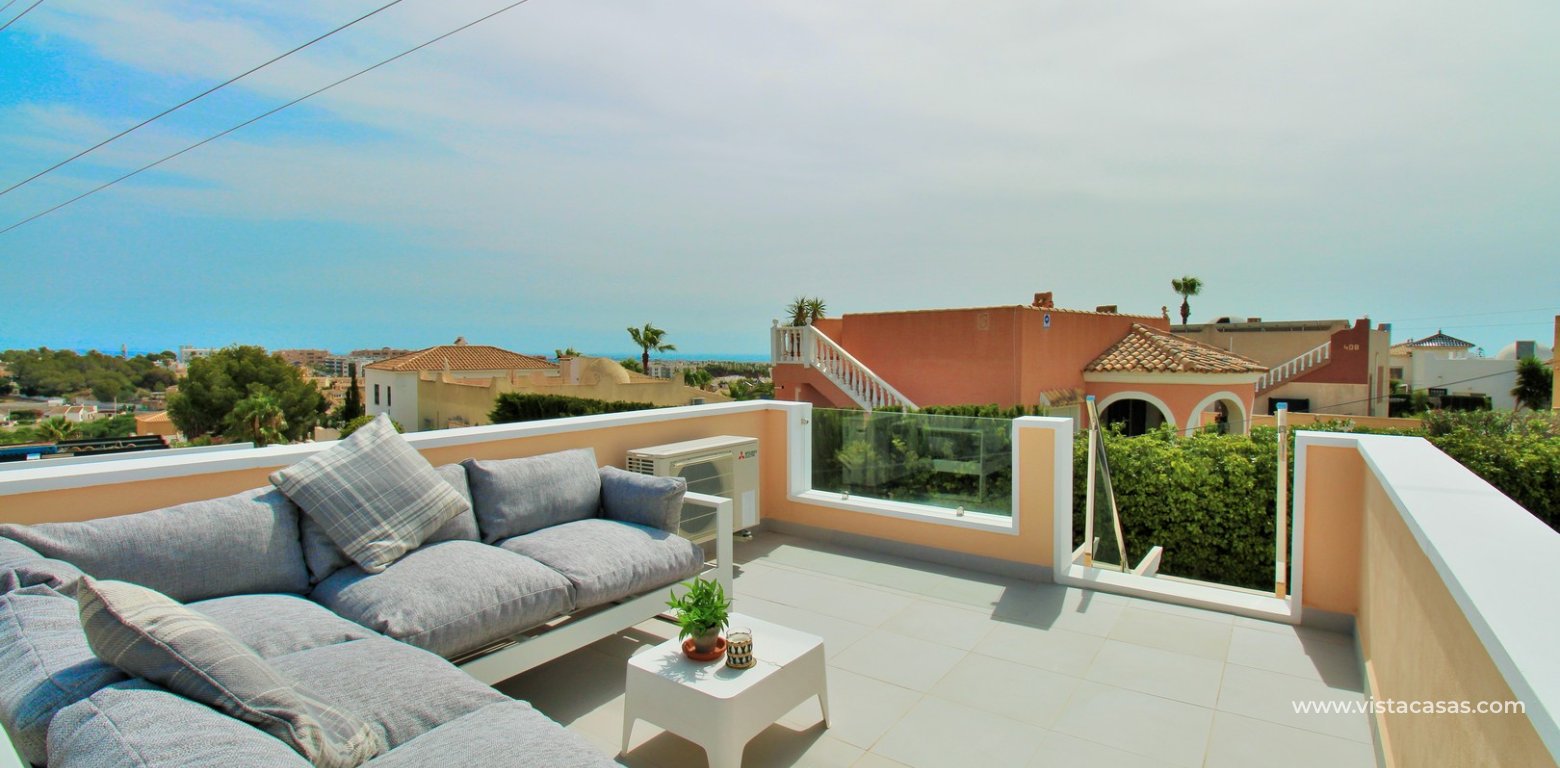 Bungalow with roof terrace for sale Villamartin solarium sea view