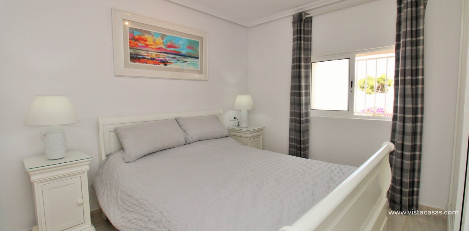 Bungalow with roof terrace for sale Villamartin bedroom