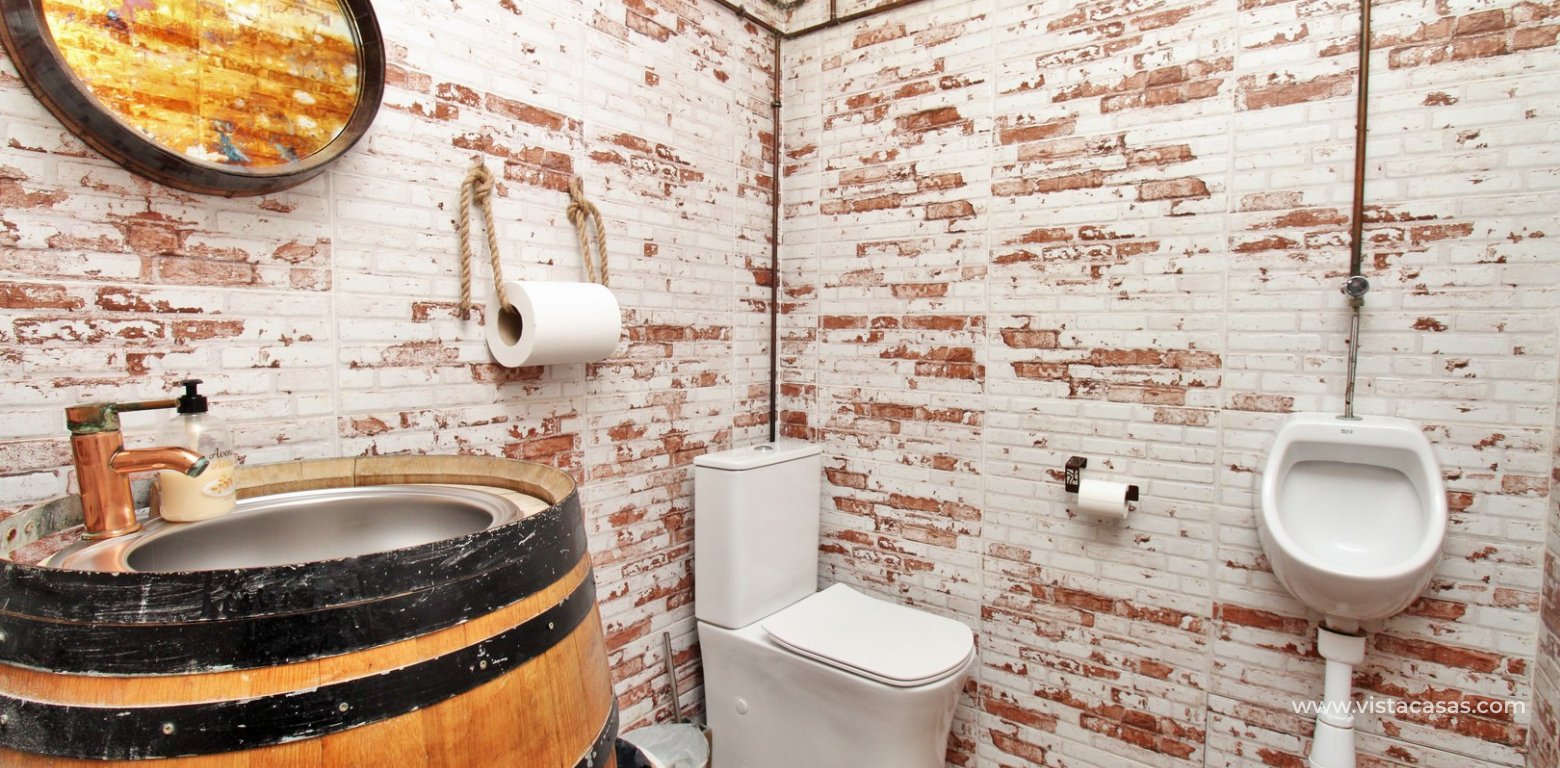 Resale - Commercial - Villamartin