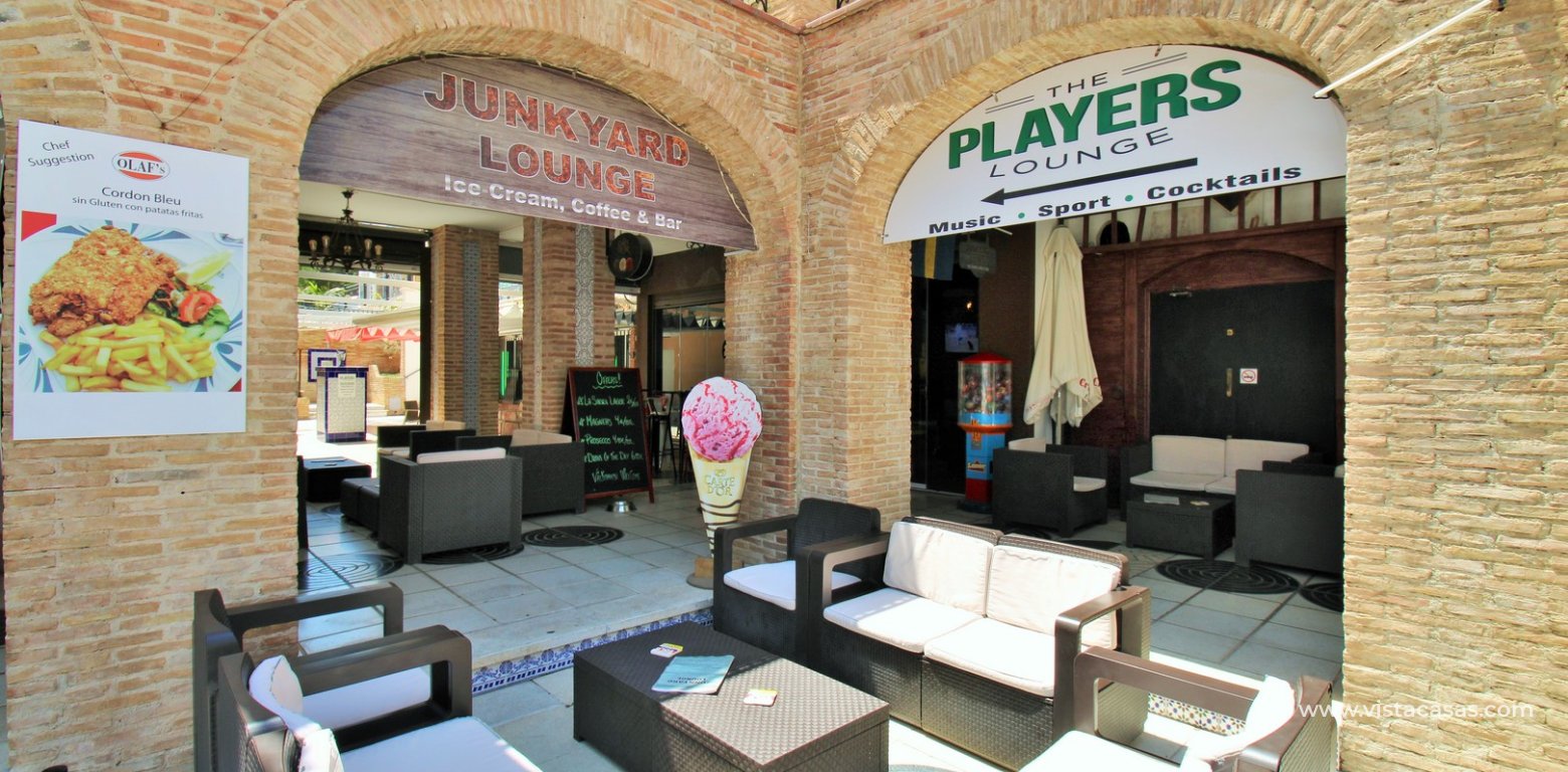 Resale - Commercial - Villamartin