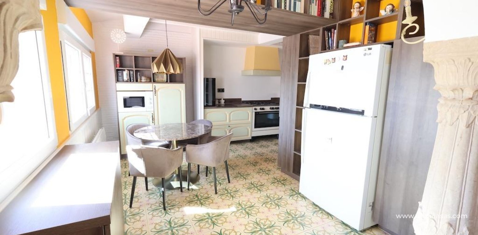 Sale - Villa - Villamartin