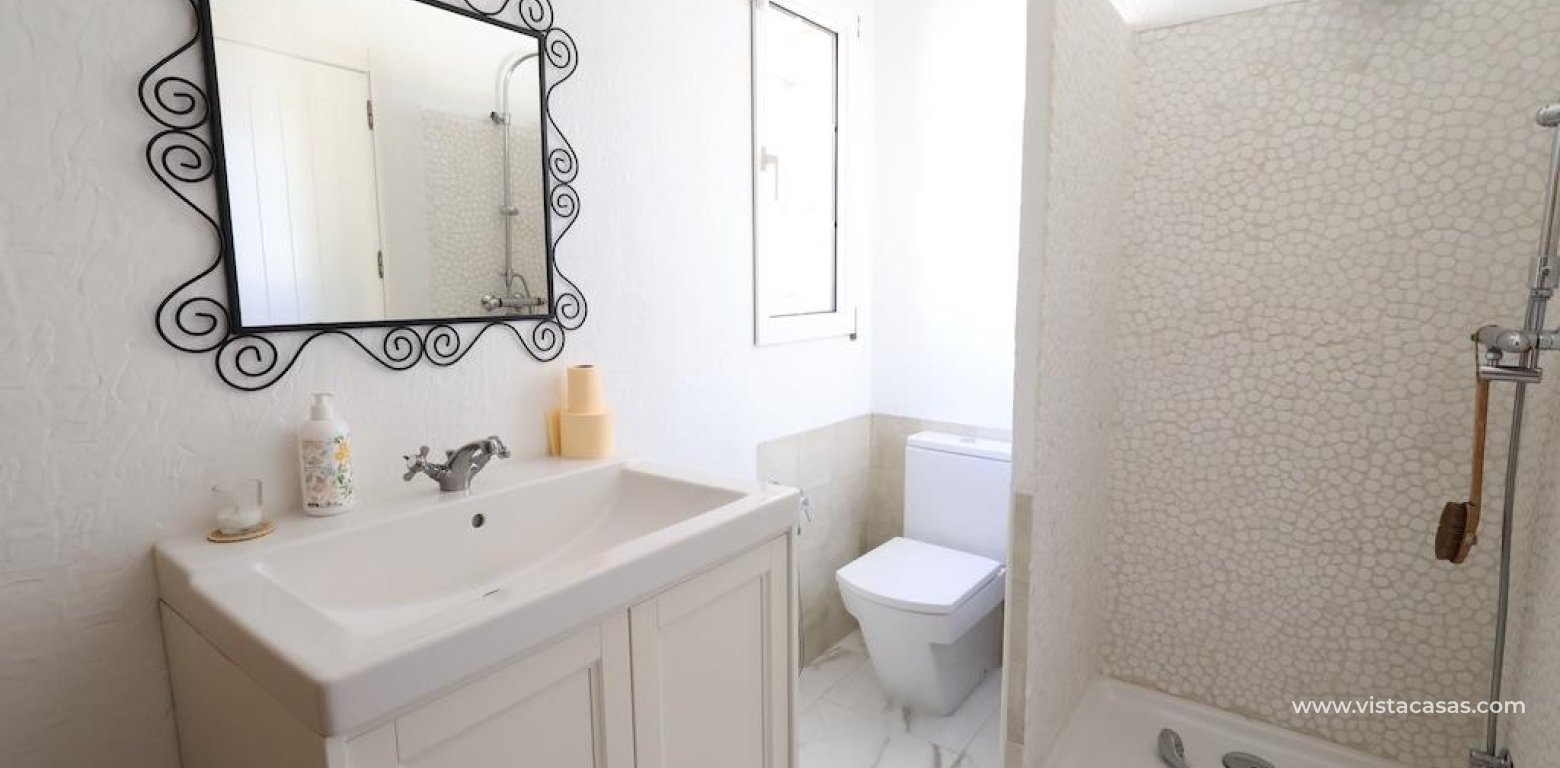 Sale - Villa - Villamartin