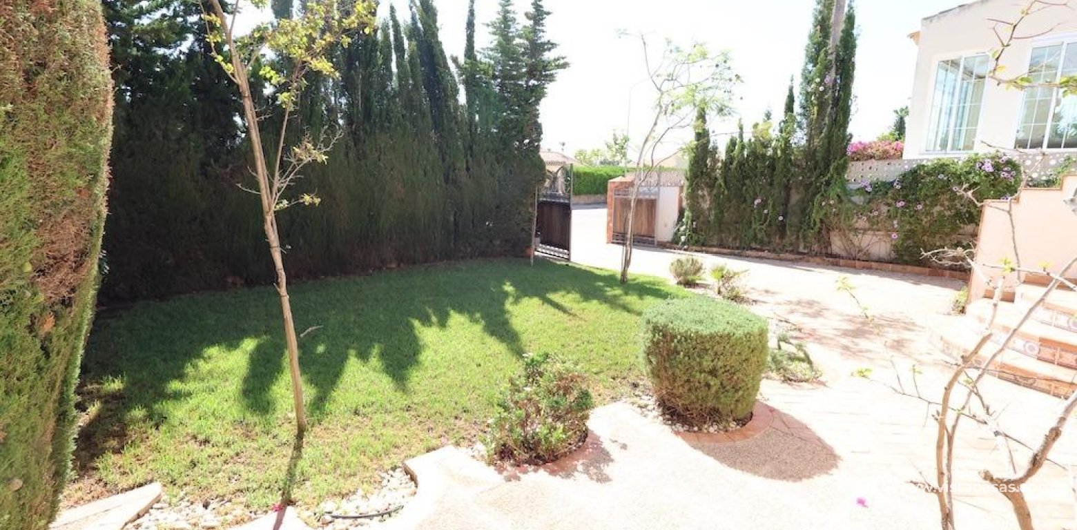 Sale - Villa - Villamartin