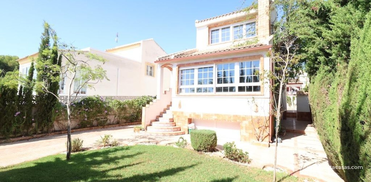 Sale - Villa - Villamartin