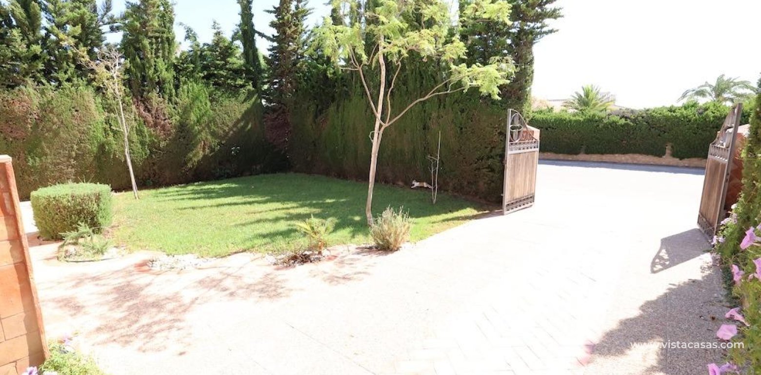 Sale - Villa - Villamartin