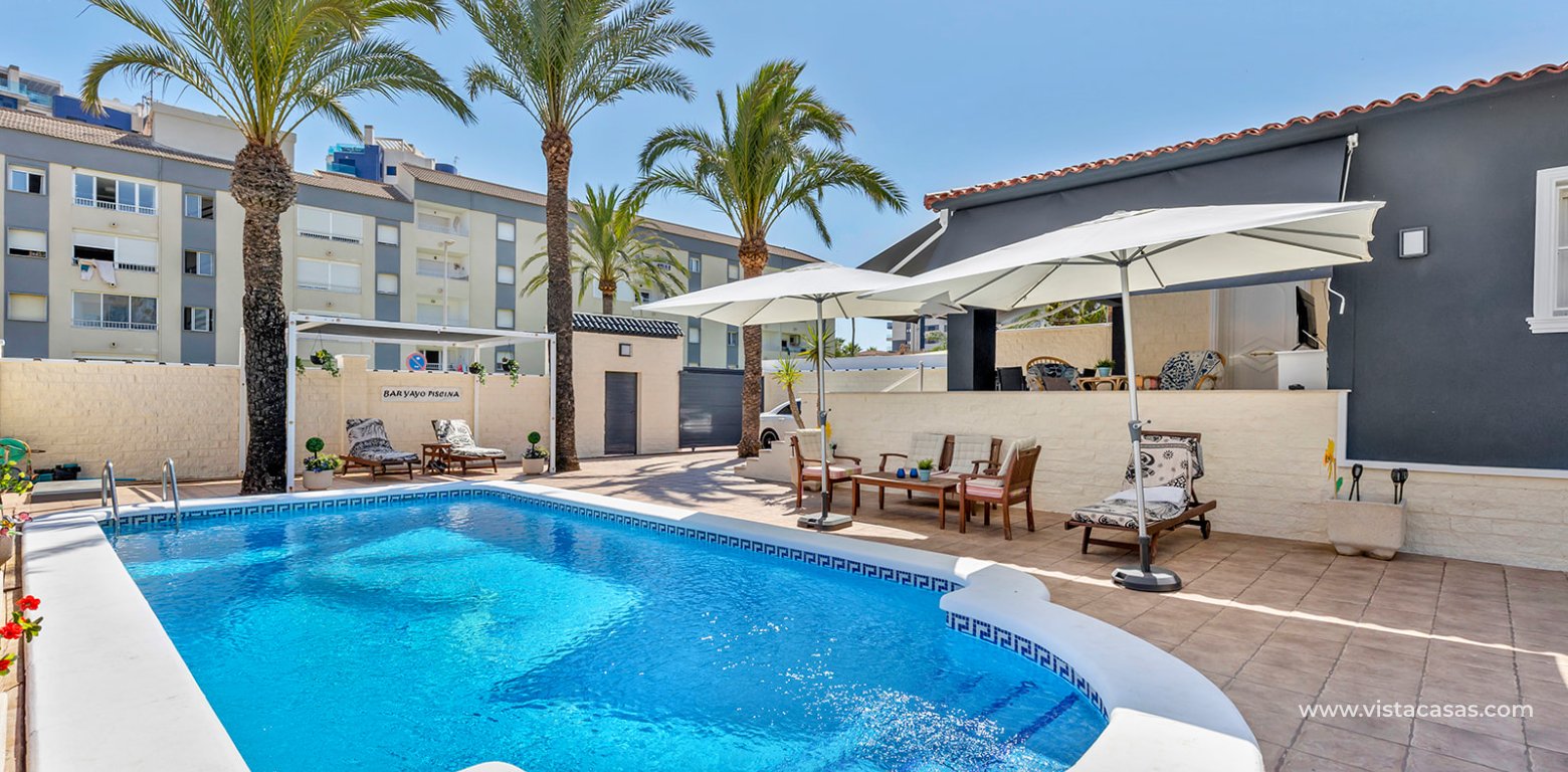 Wtórny - Villa - Punta Prima