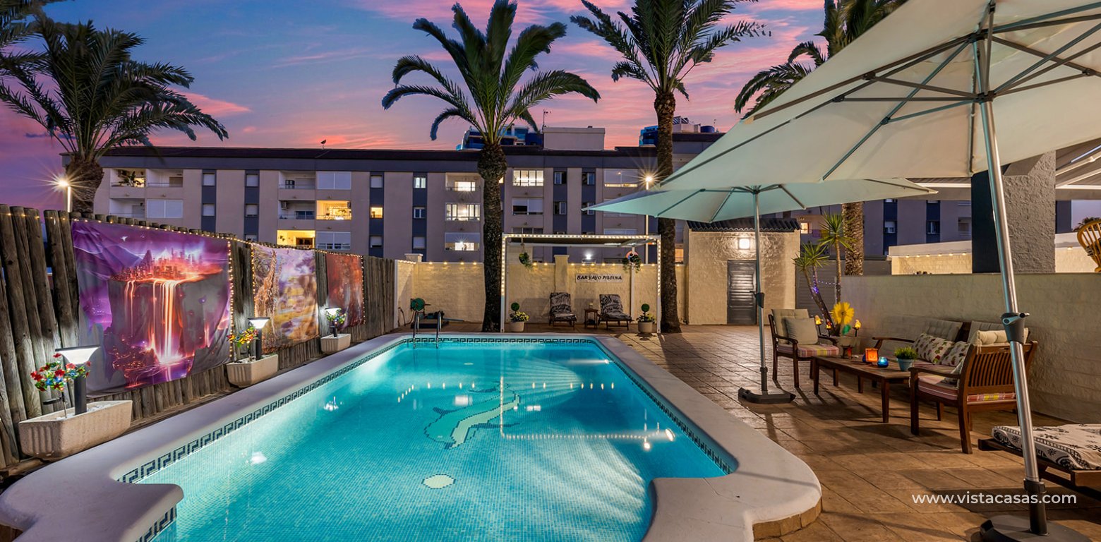 Wtórny - Villa - Punta Prima