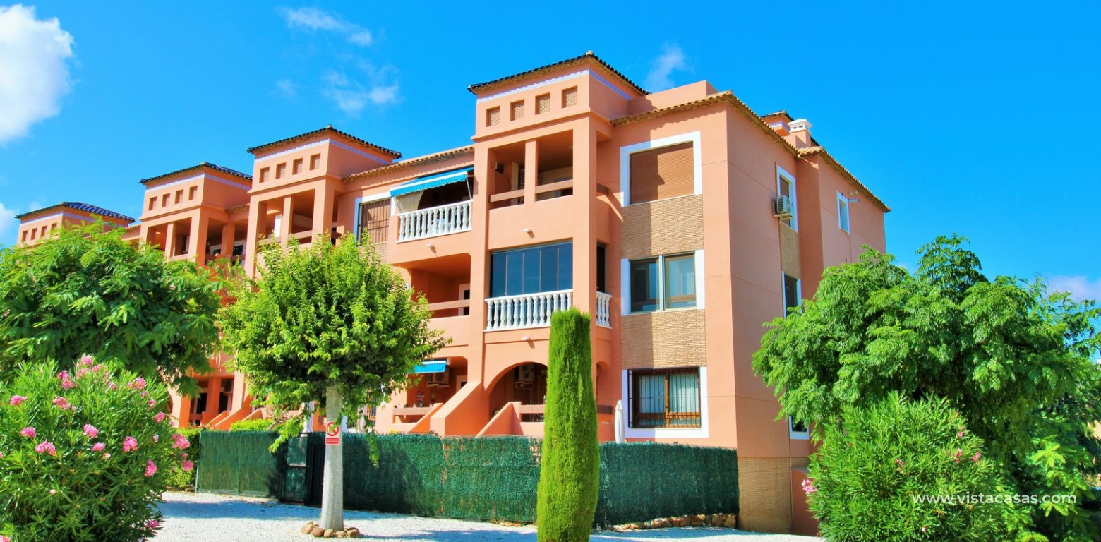 Modern 2 Bed Apartment in Pau 8 Villamartin for Sale exterior
