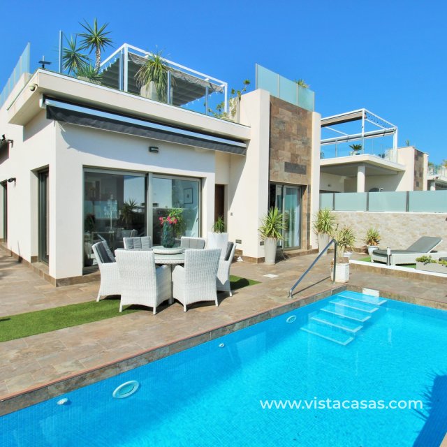 Villa - Resale - Villamartin - Villamartin