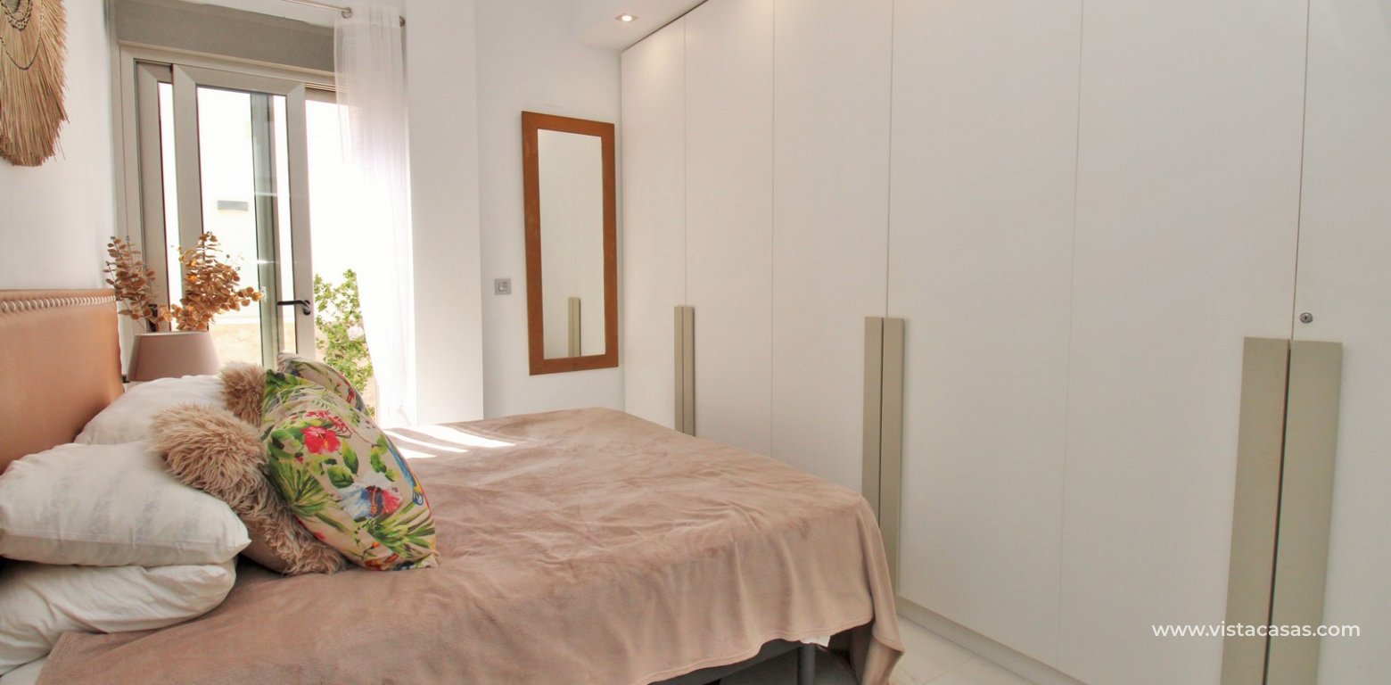 Modern 4-Bed Villa with Pool & Solarium in Villamartin double bedroom