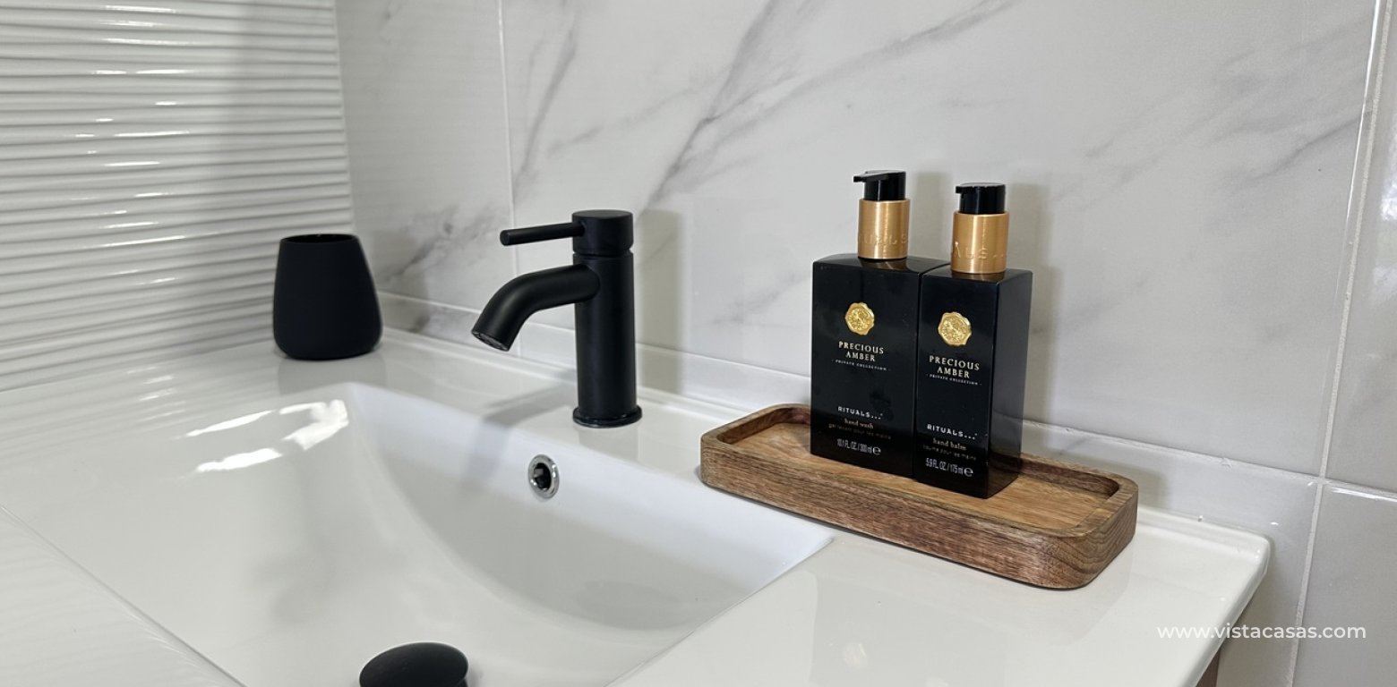 Sale - Appartement - Punta Prima