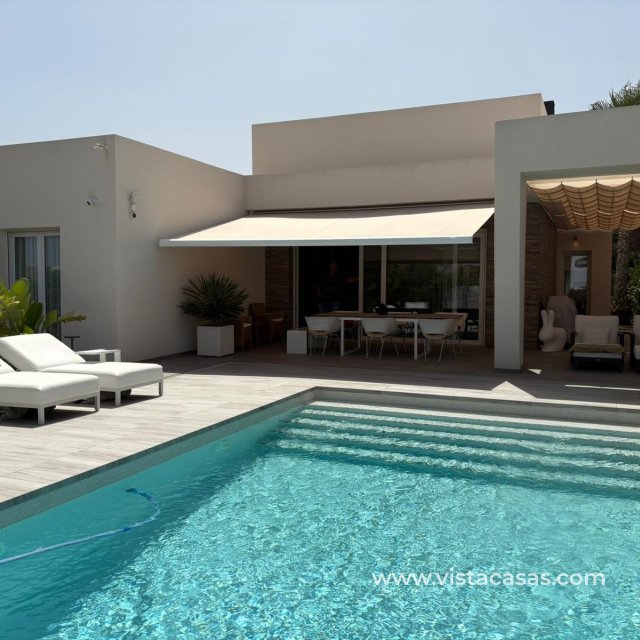 Villa - Resale - Algorfa - La Finca Golf Resort