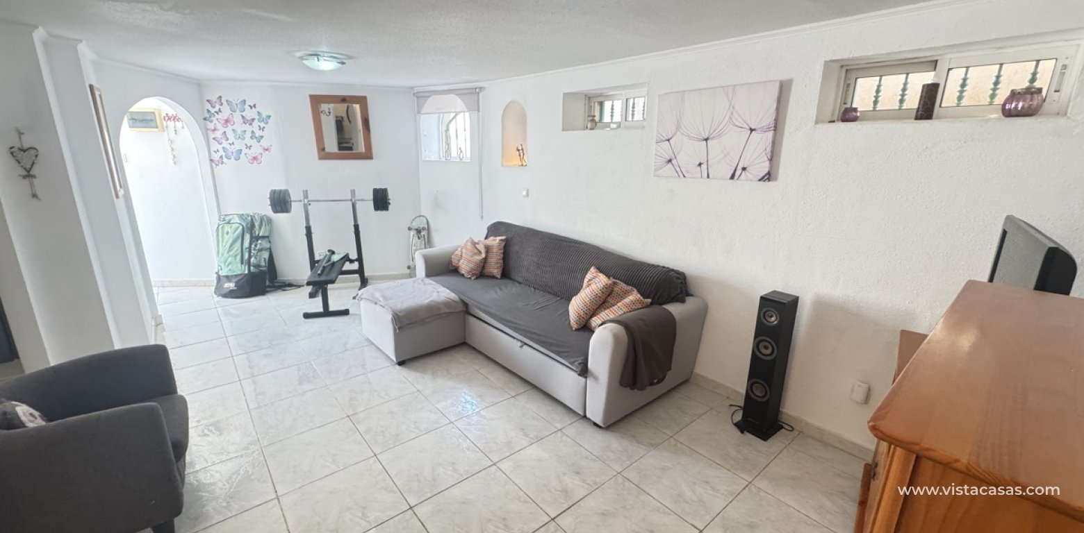 Resale - Villa - Villamartin