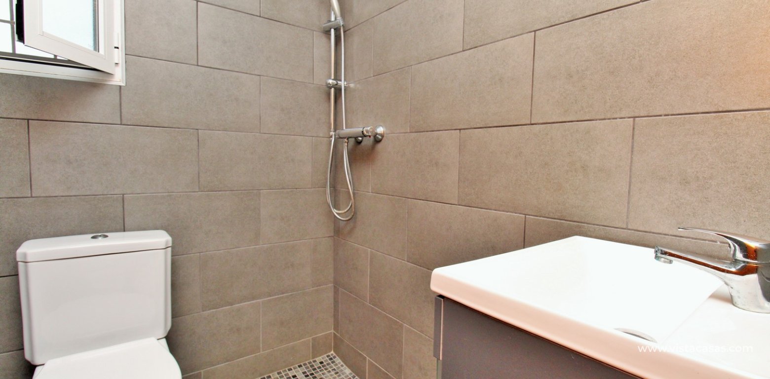 3-Bedroom Detached Villa with Private Pool in Eagles Nest, Near Villamartin Plaza & Golf shower room