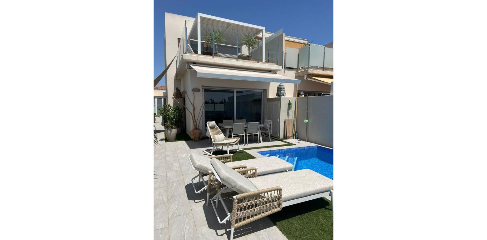 Venta - Chalet - Daya Vieja