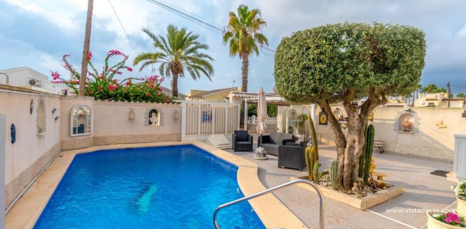 Resale - Villa - Playa Flamenca