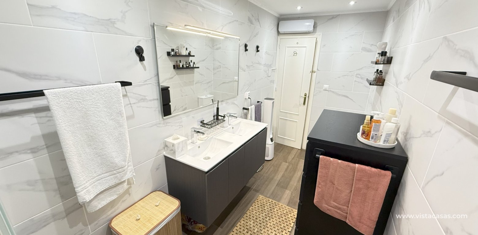 Sale - Townhouse - La Florida