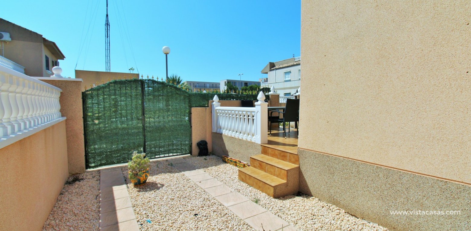 3-Bed Quad House in Villamartin Torregolf IV Pool View driveway
