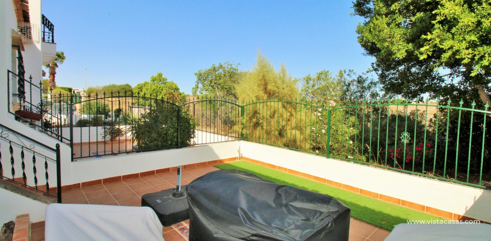 Buhardilla Townhouse for Sale in Pau 8 Villamartin back garden