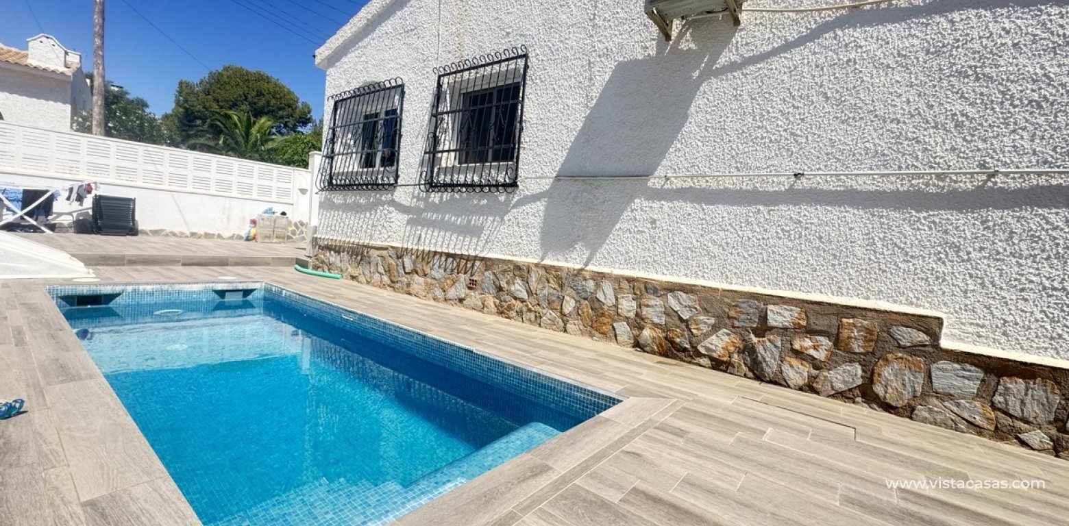 Sale - Villa - Villamartin