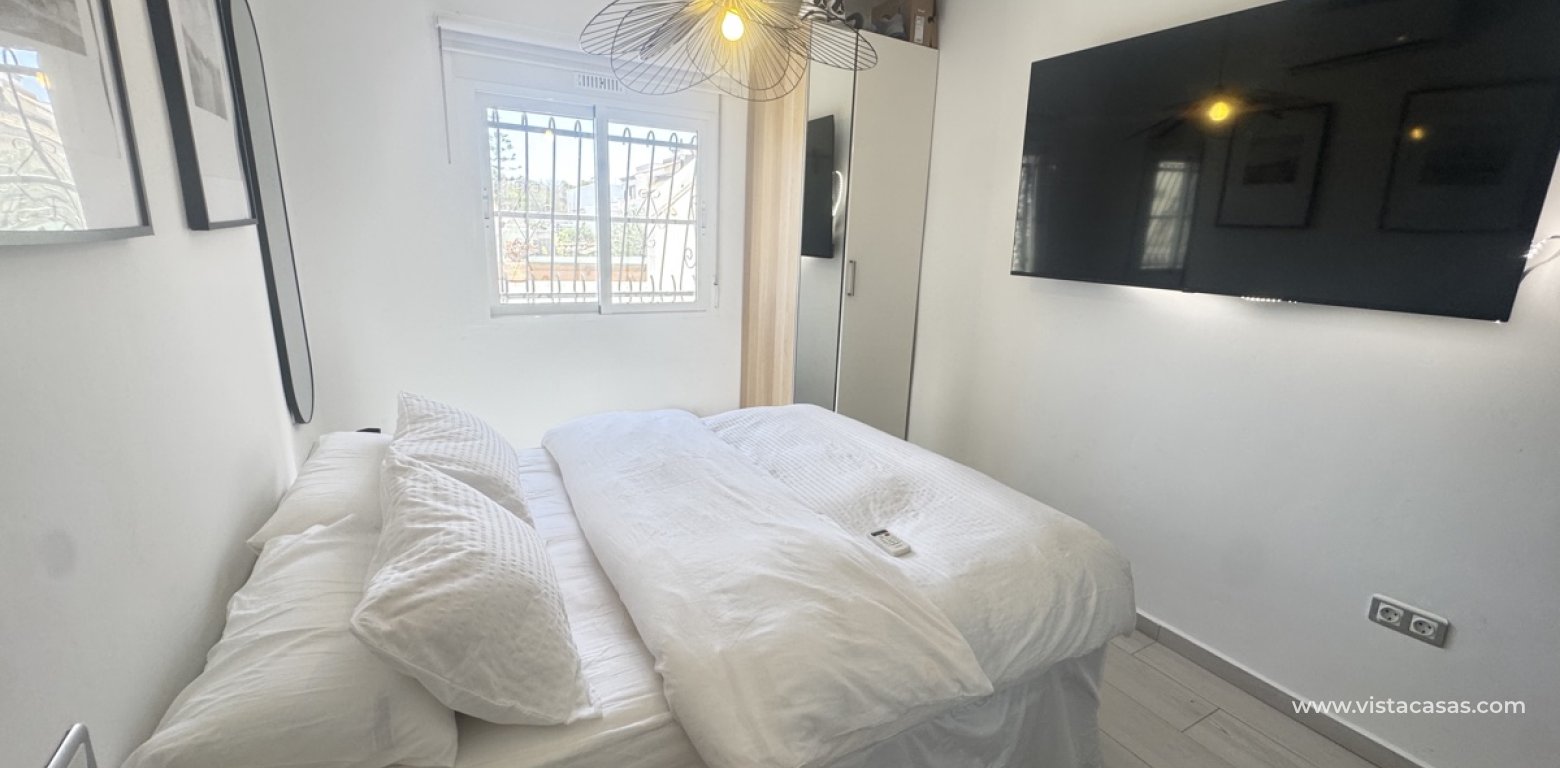 Sale - Villa - Villamartin