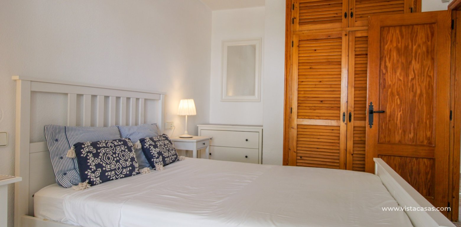 Buhardilla Townhouse For Sale Valencias Villamartin double bedroom fitted wardrobes