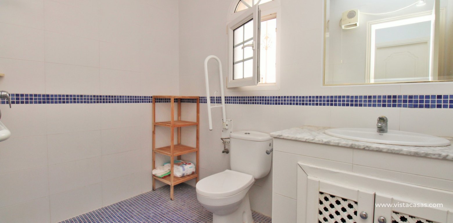 3-Bedroom Detached Villa For Sale R4 Los Dolses bathroom